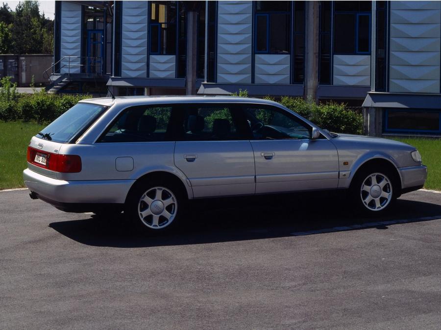  Audi S6 Avant 1994 года  (фото 10 из 11)